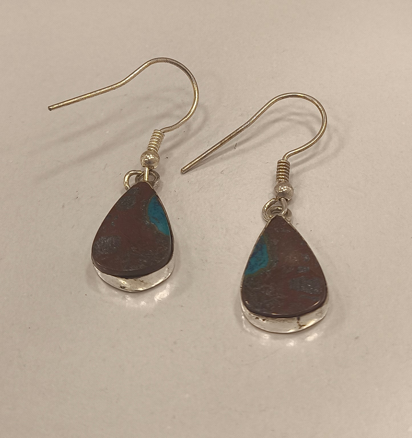 Afrika Turkuaz Taşlı El yapımı gümüş küpe